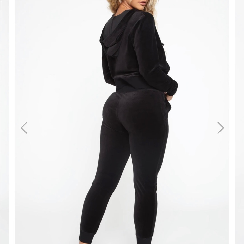 fashion nova The Original Trendsetter Velour Set